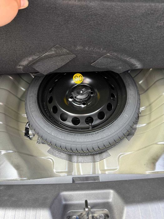 1 qo'l haydalgan Chevrolet ONIX REDLINE AT TURBO