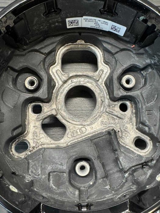 Volan Audi A4 B9 A5 F5 + Nuca schimbator Originale OEM