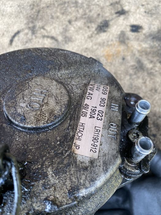 Altermator Vw Phaeton Touareg 3.0 TDI V6 racire apa Pret 400 lei