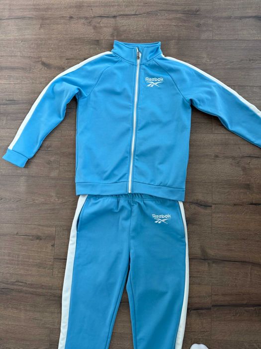 Оригинален анцуг Reebok 158-164