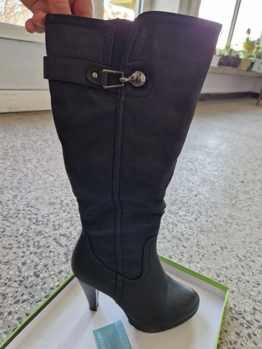 Дамски елегантни ботуши