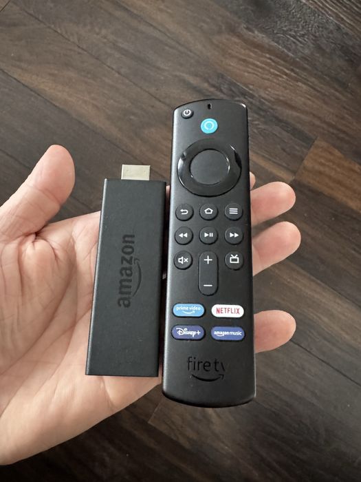 Amazon Fire TV Stick (gen 3) Full HD - Alexa