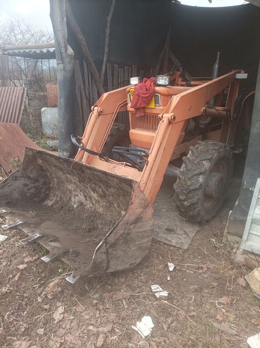 Încărcător frontal pt FIAT