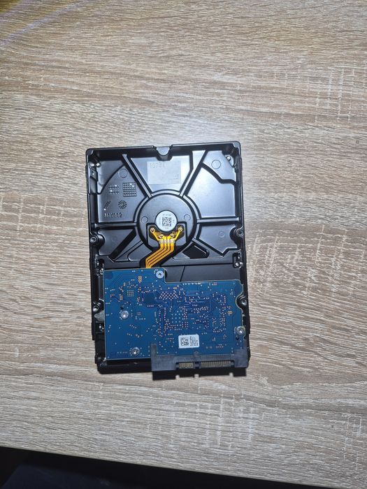 Vand hard disk toshiba capacitate 1 tb