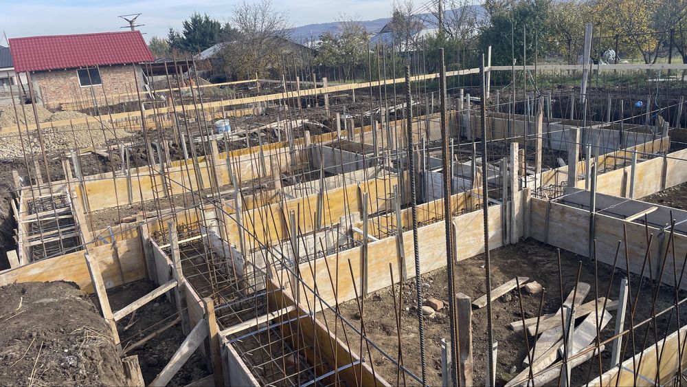 De vanzare  casa Parter cu Mansarda