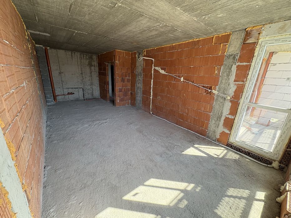 Двустаен Апартамент 74кв.м. с Акт 14, кв. Южен