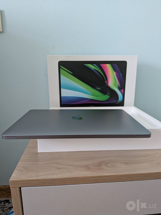 Macbook Pro 13 M2 8/512GB