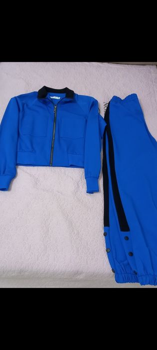 Продам новый  халат 14000 т