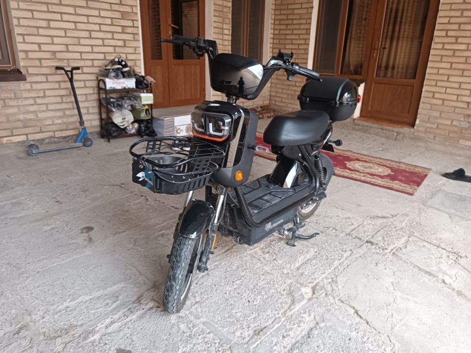 Электроний  скутер