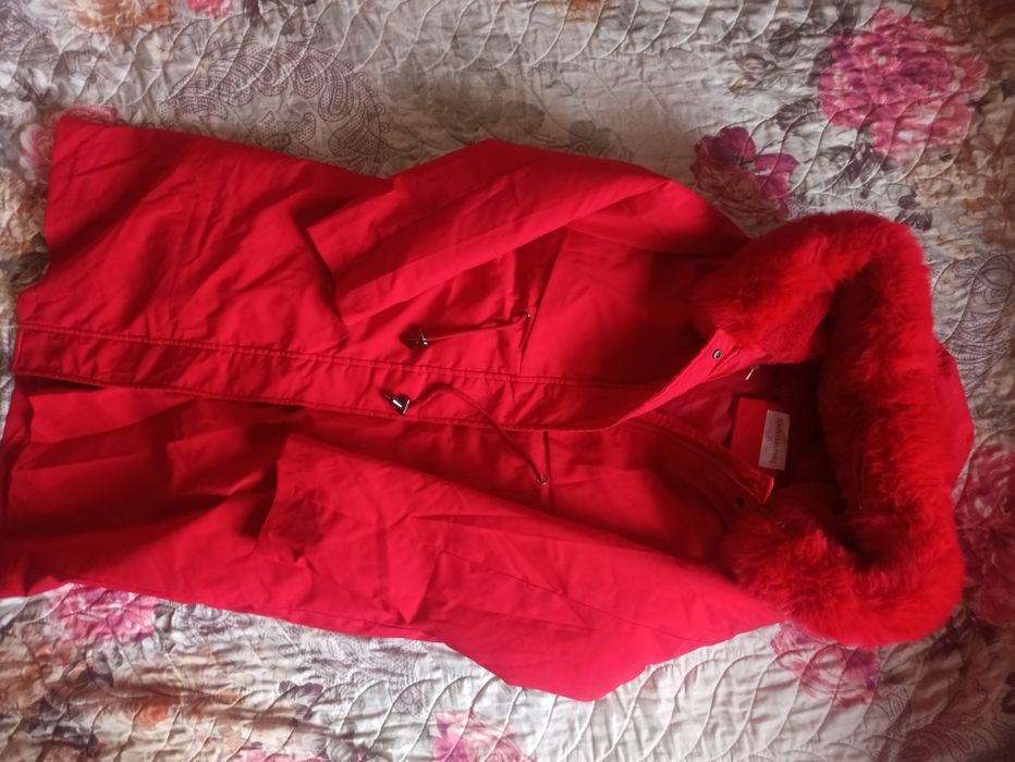 Kurtka sotiladi. Yangi. Pekinniki. Bahorgi surtik ham bo'ladi. Mehlari