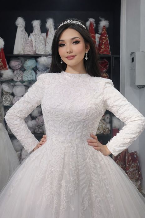 Продам платья свадебные