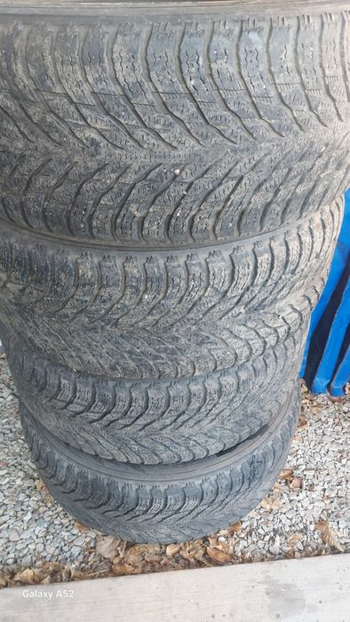 Продам зимние шины