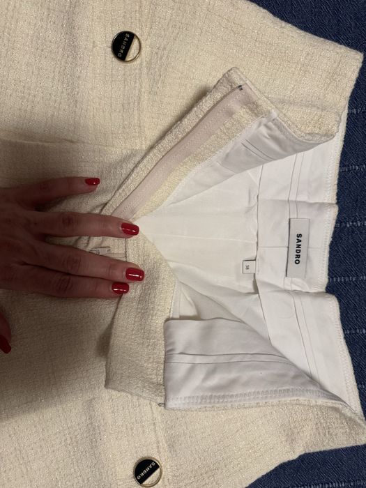 Къси панталони туид с висока талия Sandro