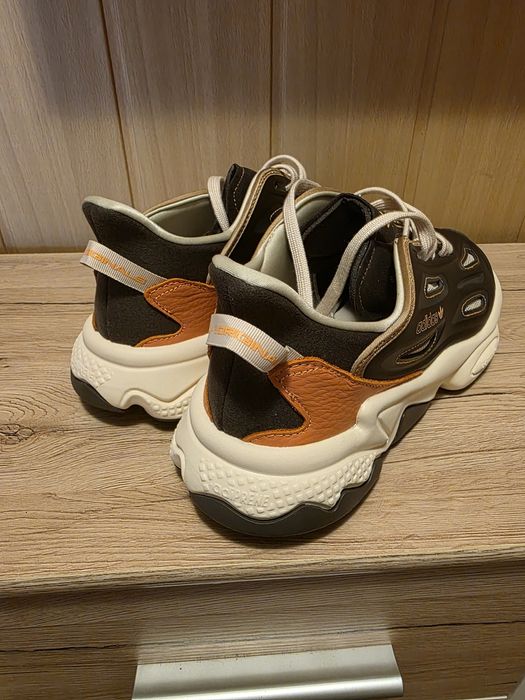 Маратонки ADIDAS