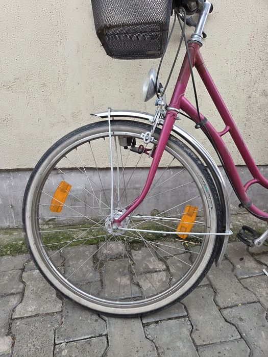 Bicicletă cu coș