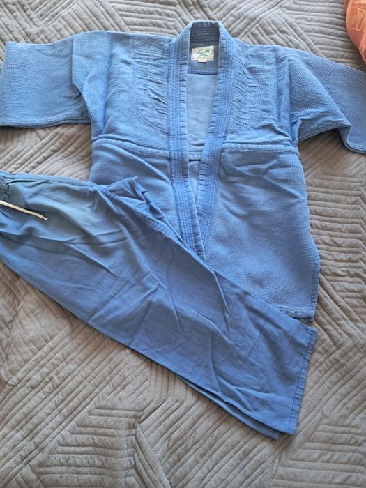 Одежда на каратэ, рукопашный бой 154