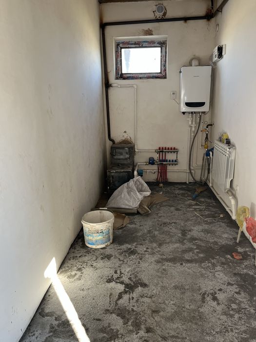 Жер үй сатамыз .