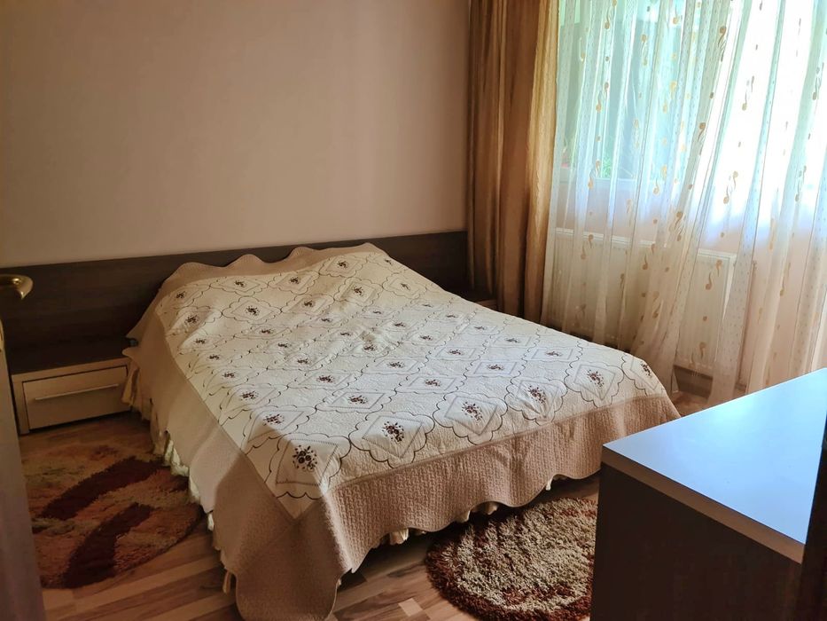 Inchiriere apartament 3 camere
