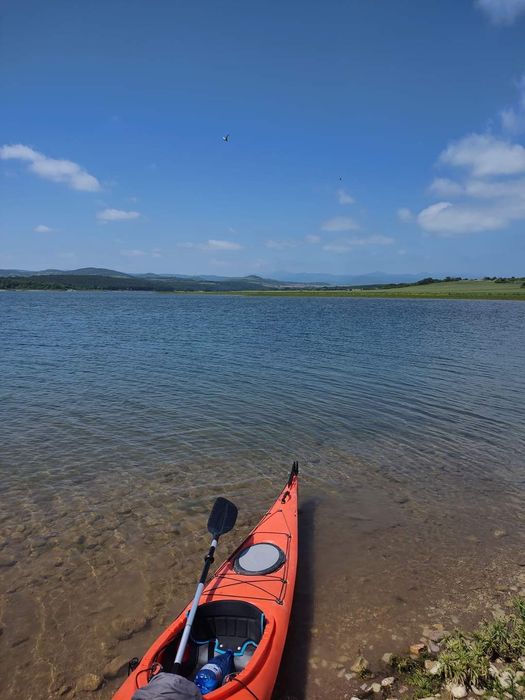 Едноместен туристически каяк