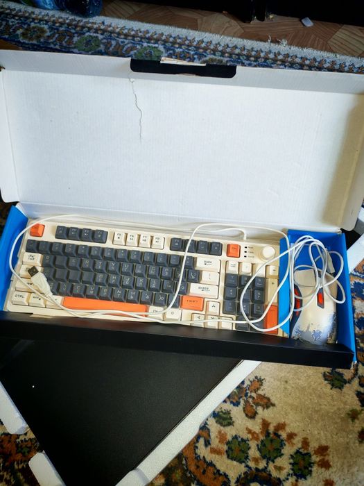 XUNFOX K820 mixed ledlight