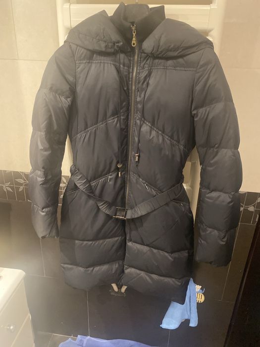 Vind geaca dama firma Stefanel umpluta cu puf de gasca