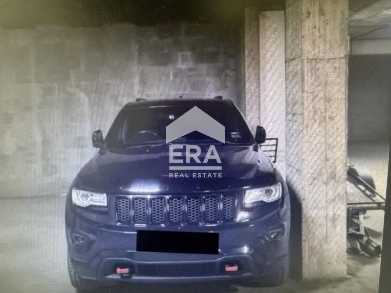 Подземно паркомясто в кв. Орфей, гр. Хасково