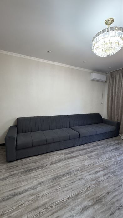 Продам диван 4 метра