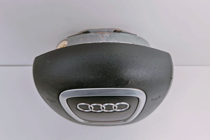 Airbag Volan 8E0880201CE Audi A4 B7