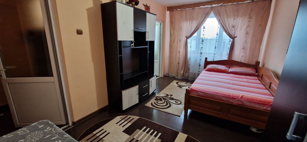 Garsoniera de vânzare