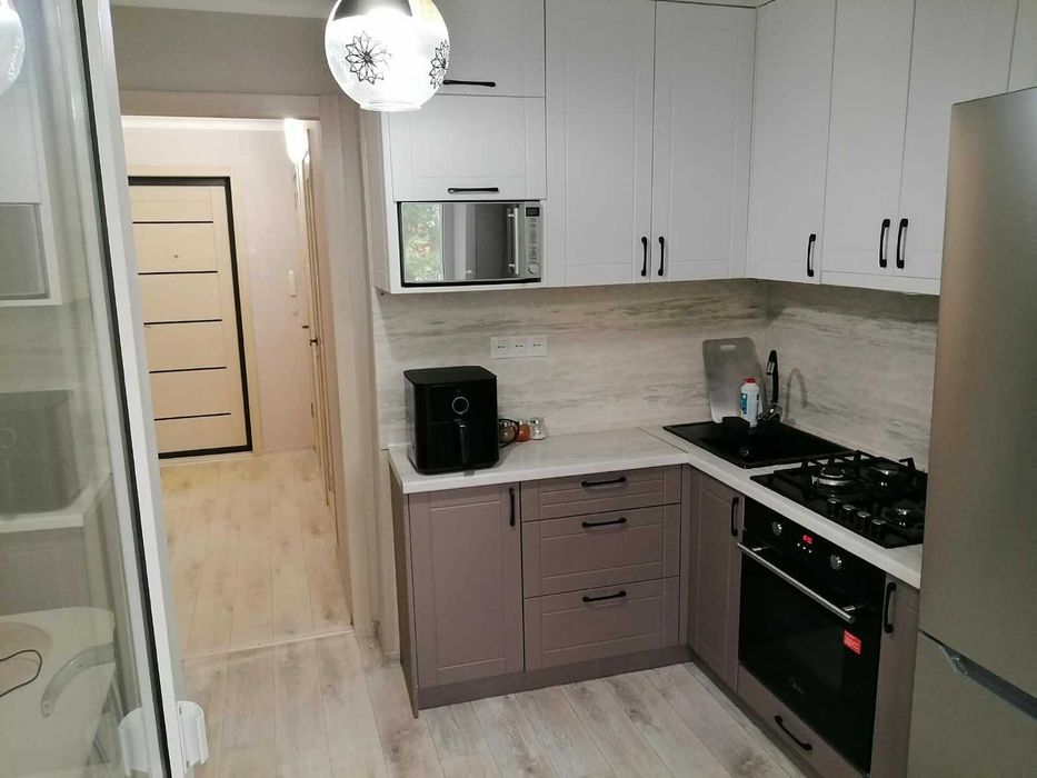 Продам 1 комн квартиру 19 мкр