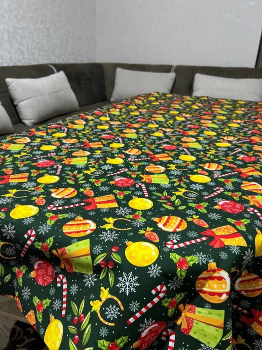 Новогодний скатерты