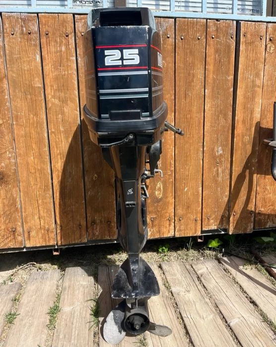 MERCURY 25 кс 2Т къс бутуш