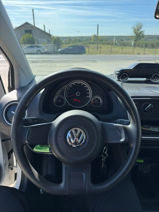 Volkswagen ecoUP
