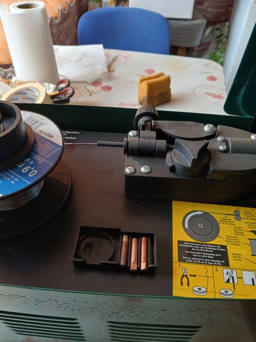 Aparat se sudură cu sarma