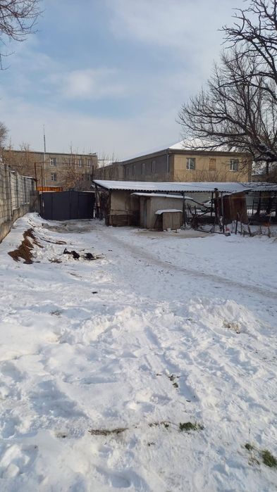 Уй сатылады береке базардын касында