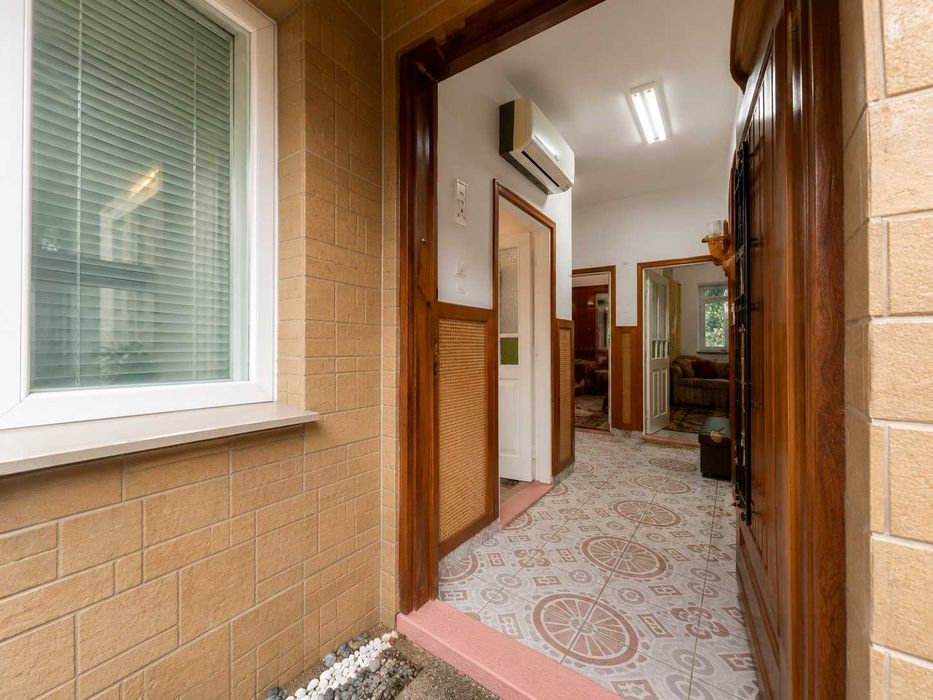Casa de vanzare in Nicolina 1