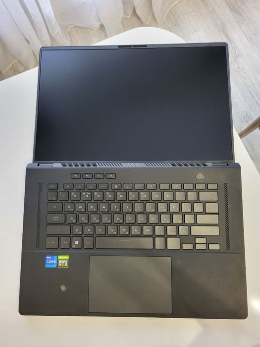 Ноутбук ASUS ROG Zephyrus M16