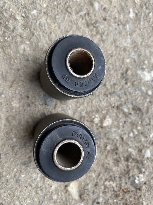 Bucsa bucse bucsi punte spate Dacia Solenza Nova Supernova noi origine