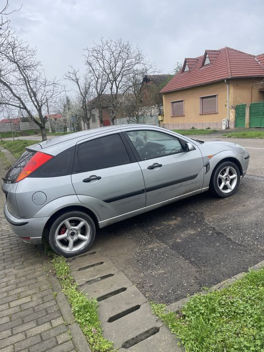 Ford focus 1 masina perfecta pentru incepatori