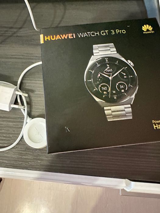 Часовник HUAWEI GT 3 Pro