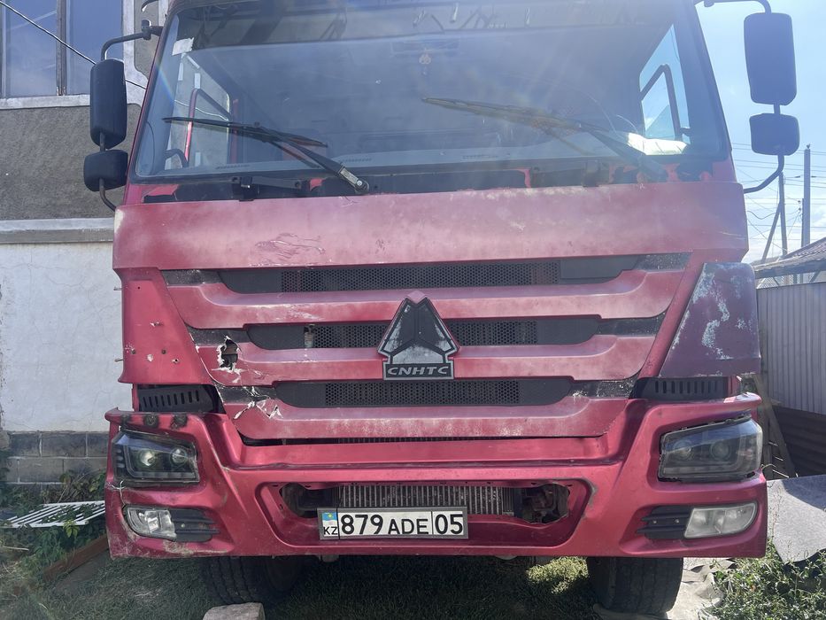 Двери в сборе, бампер на хову