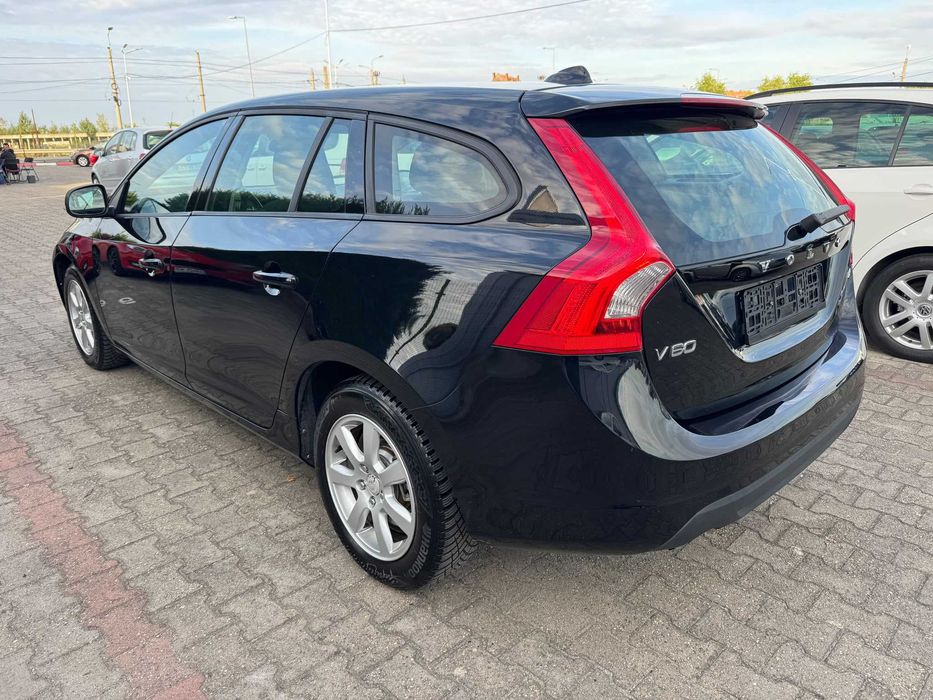 Volvo V60 DRIVe - An 2011 - 1.6 D2 115Cp Euro 5 - City Safety