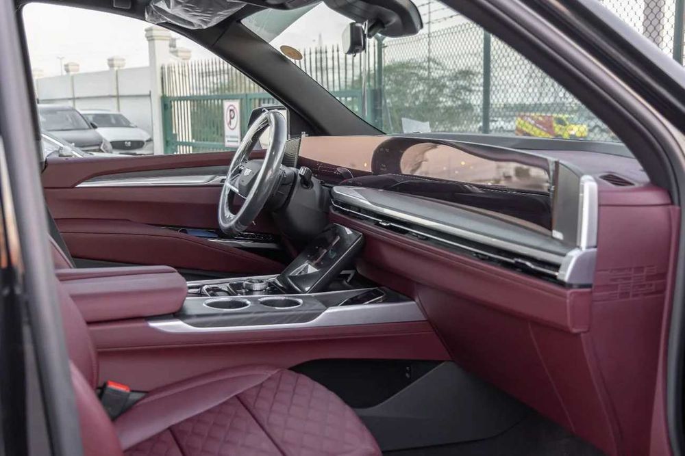 СРОЧНО Cadilac Ecalade 2026/2025