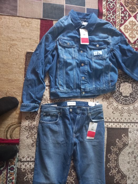 Продам джинсы. ОДЕЖДАУ.