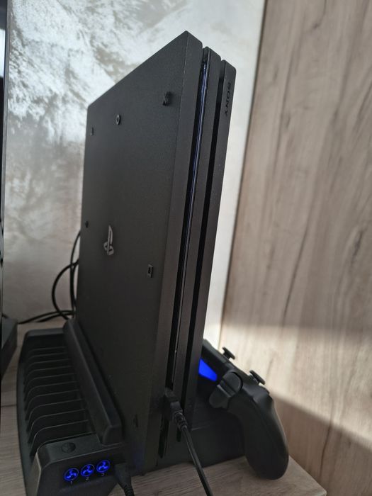 Play Station 4 Pro