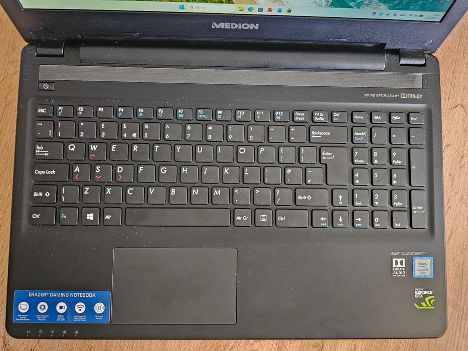 Лаптоп Erazer P6661 15.6" Intel i5 6200U 2.80Ghz | 16GB RAM | Nvidia GTX 950M 4GB | 128GB SSD + 1TB HDD | 3 часа Батерия | FHD