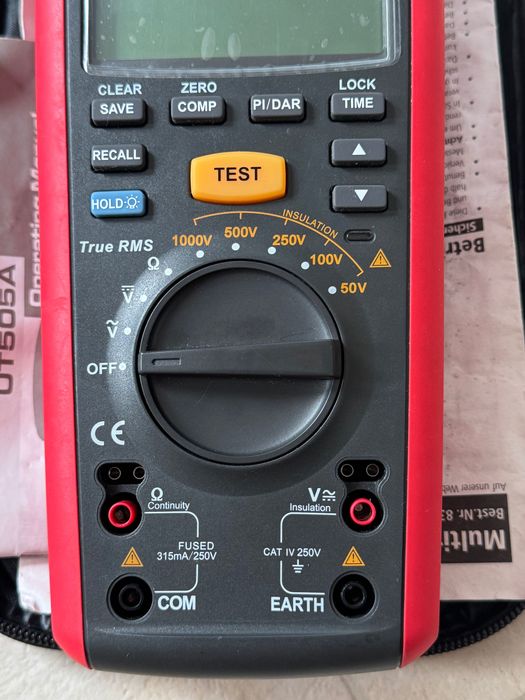 Multimetru si tester Izolație UNI-T UT505A