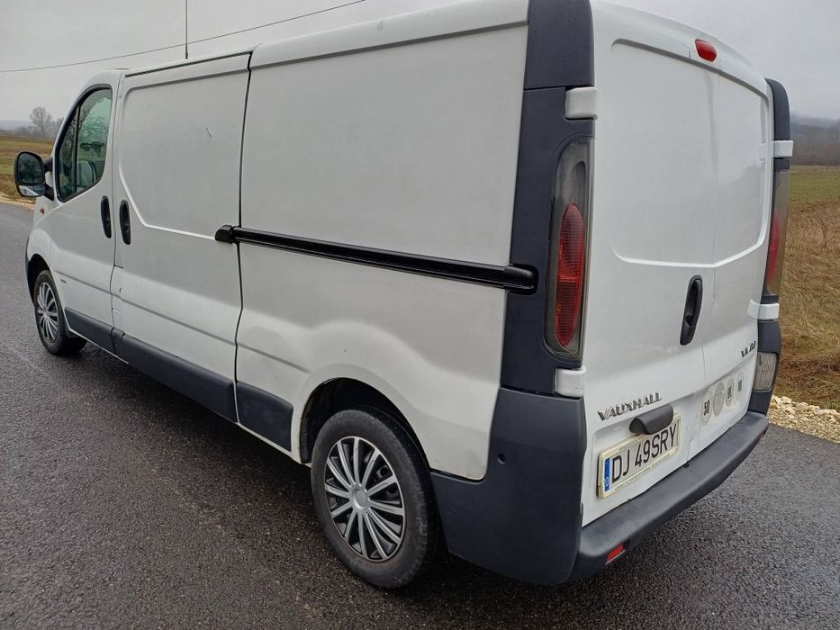 Duba vivaro 1.9d modelul lung fiscal pe loc