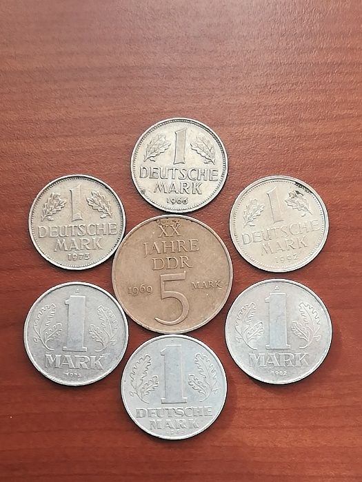 Сребърни и обикновени монети от Германия, Русия, Малайзия...