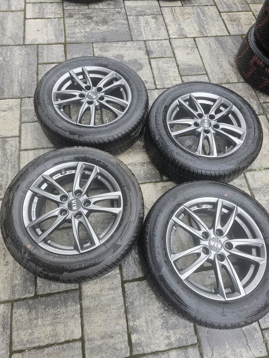 Jante Kia r16 cu cauciucuri de iarna